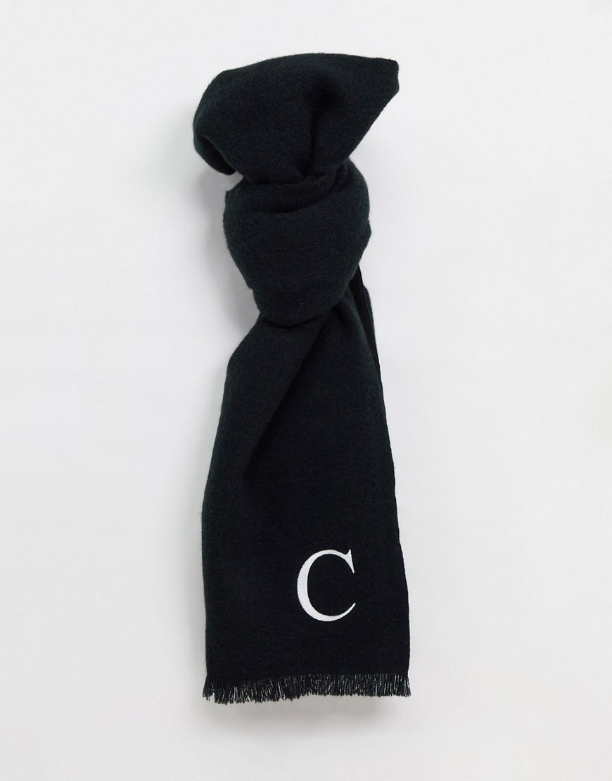фото Черный шарф с инициалом "c" asos design