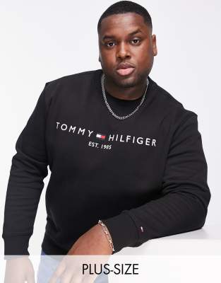 фото Черный свитшот с логотипом на груди tommy hilfiger big & tall