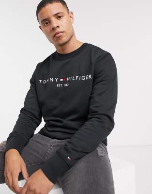 фото Черный свитшот с логотипом tommy hilfiger