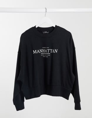 фото Черный свитшот с надписью "manhattan" bershka