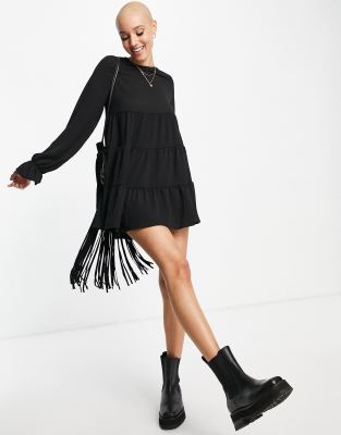  Черный ярусный ромпер из фактурного крепа ASOS DESIGN-Черный цвет
