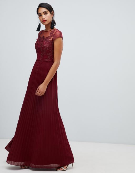 Chi chi london 2025 burgundy pleated maxi dress