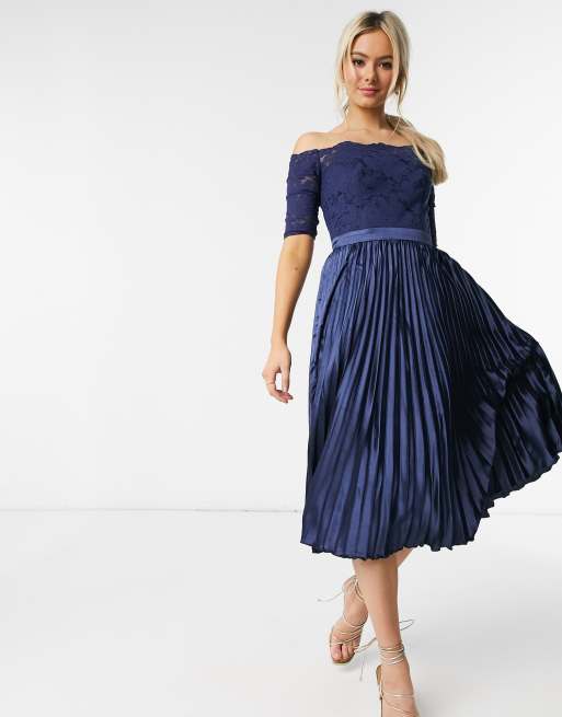 Chi chi london navy 2025 lace pleated prom dress