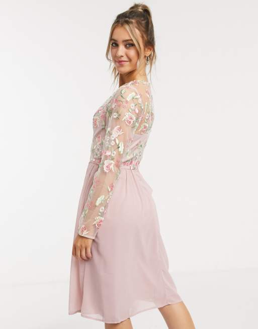 Chi Chi London - Lyserød midikjole med broderier og blonder, 2 af 4