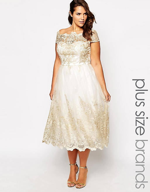Chi Chi London Plus Premium Lace Prom Dress With Cap Sleeve