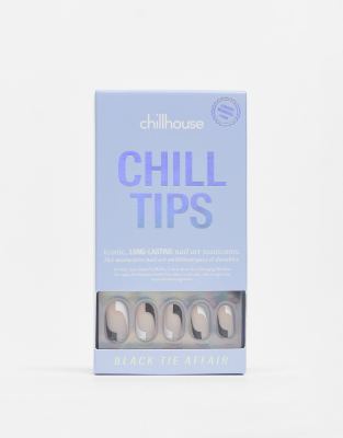 Chill Tips Press-on Nails in Black Tie Affair