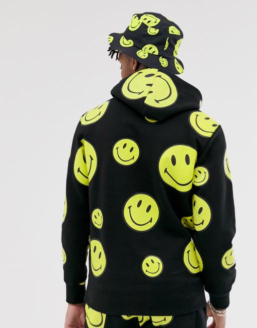 Chinatown Market Smiley All Over hooded sweat in black