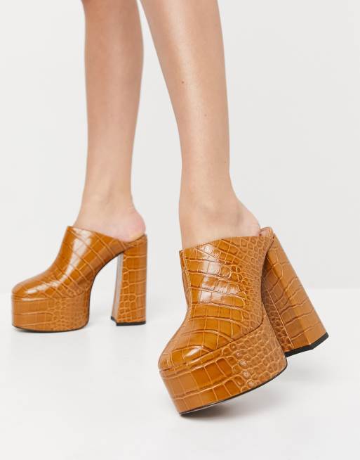 Chinelas tostadas con tacón muy alto Peco de ASOS DESIGN