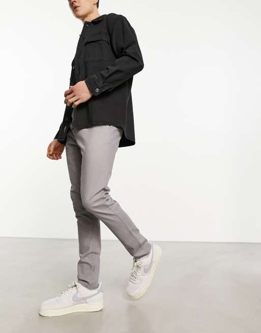 Chinos ajustados en color gris claro de ASOS DESIGN