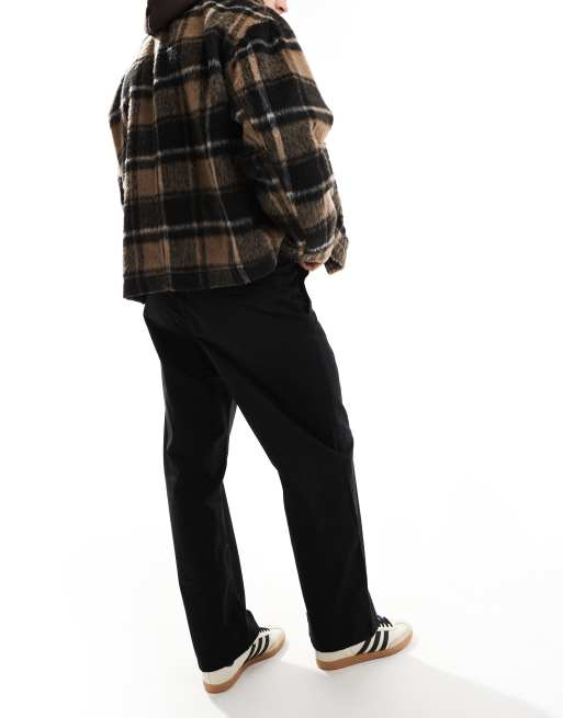Chinos negros de corte skater de tejido antidesgarros Evan de Jack & Jones, 4 de 5
