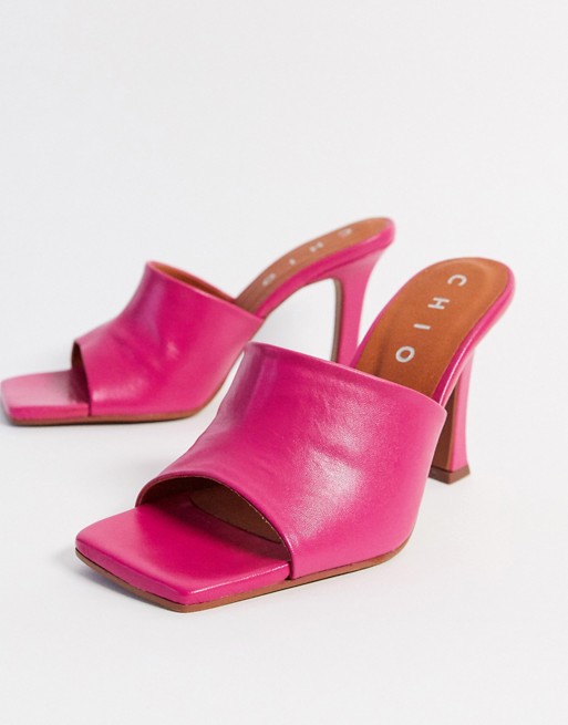 Chio heeled leather mules with square toe in fuchsia leather