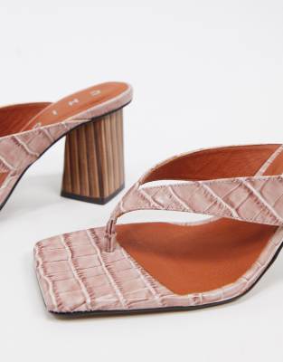 blush mules