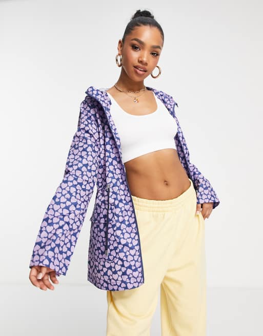 Chubasquero morado con estampado de corazones Ray de Brave Soul, 4 de 4