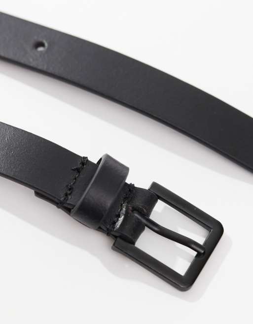 Cinturón de vestir estrecho negro de cuero con hebilla negro mate de ASOS DESIGN, 2 de 4