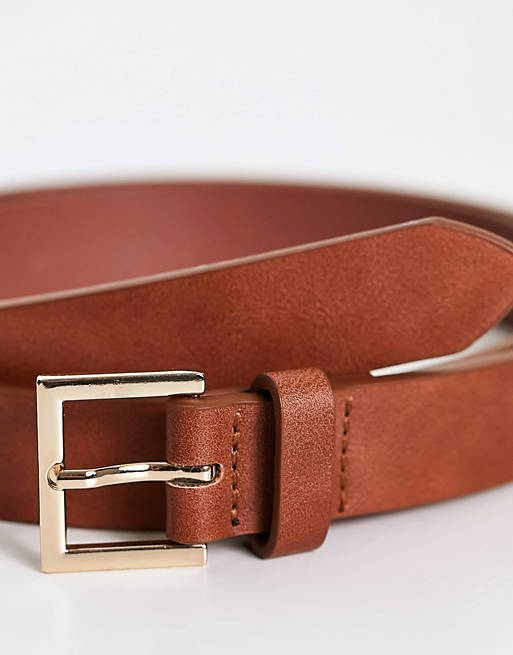 Hombre Cinturones | Cinturón fino en cuero sintético tostado con hebilla en dorado de ASOS DESIGN - ET80051