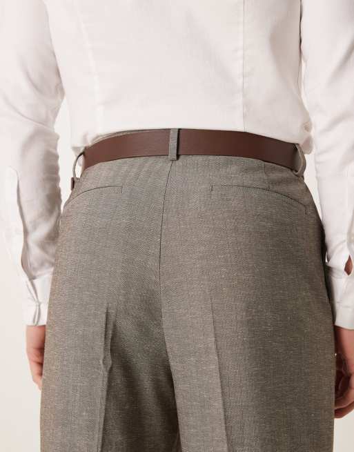 Cinturón marrón de cuero sintético con hebilla gris plomo de ASOS DESIGN, 3 de 3