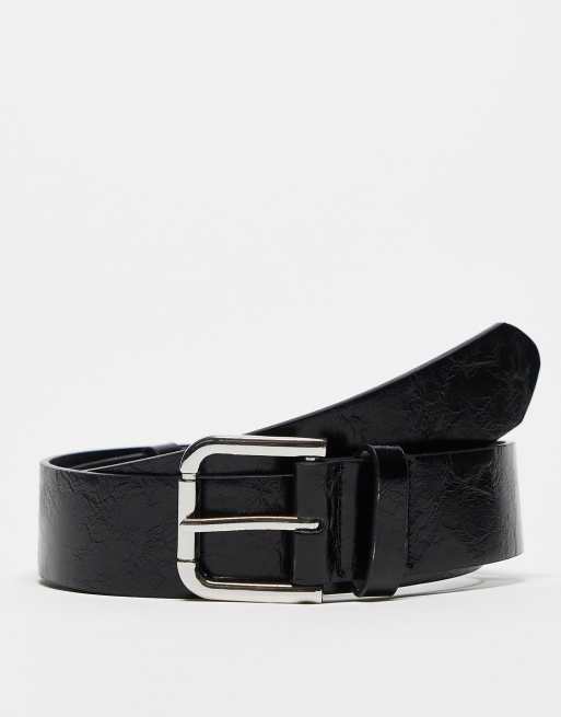 Cinturón negro con detalle plateado de SVNX