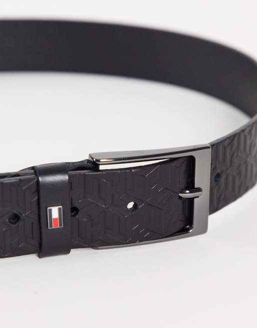 Cinturón negro con logo de bandera y monogramas de cuero Layton de Tommy Hilfiger, 2 de 4