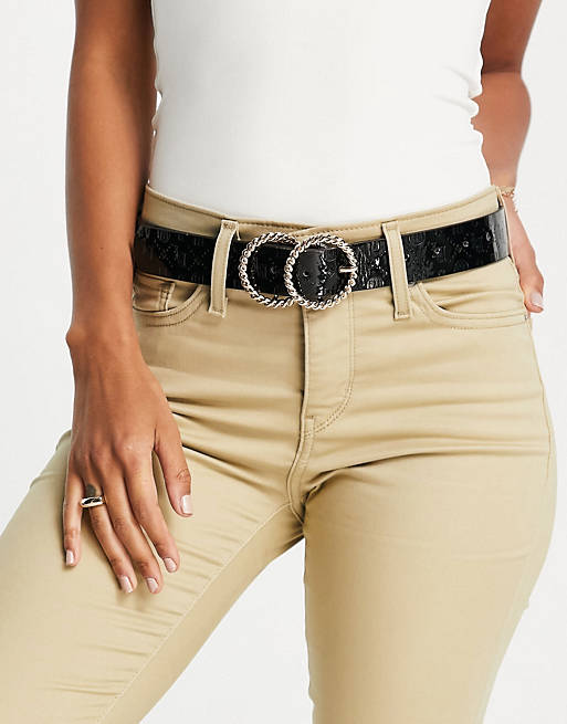 Mujer Cinturones | Cinturón negro con logo grabado y anilla doble de River Island - WS45286