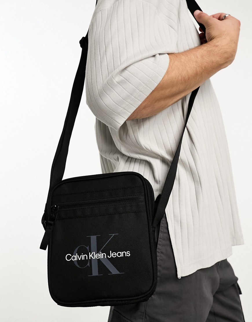CK Jeans sport essential reporter bag in black