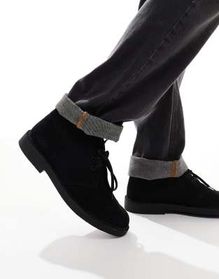 Clarks Desert Boot Evo in black - view 1