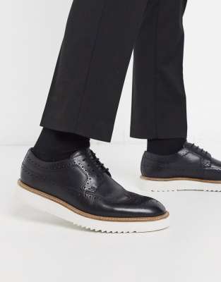 clarks brogues black