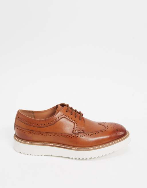 Clarks tan clearance brogues