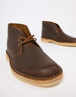 clarks originals desert boots in beeswax leather
