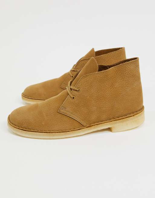 Clarks Originals desert boots in beige suede | ASOS