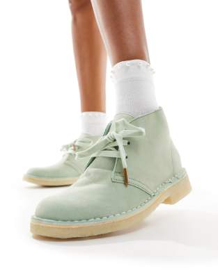 Clarks Originals desert boots in pale green - ASOS Price Checker