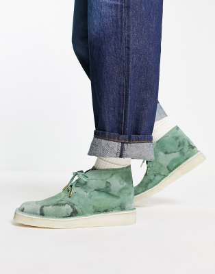 Clarks Originals desert coal boots in green camo - ASOS Price Checker