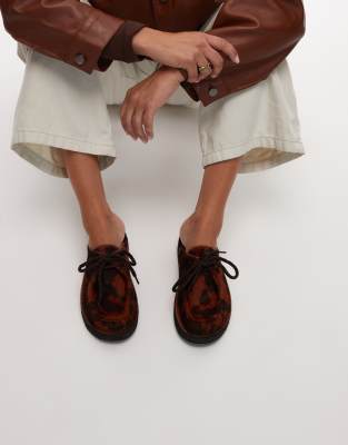  Desert Nomad Mule in brown cow print