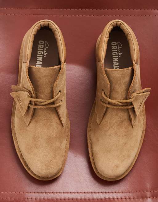 Clarks Originals Desert rock boots in light tan suede, 2 of 5