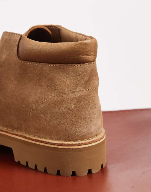 Clarks Originals Desert rock boots in light tan suede, 5 of 5