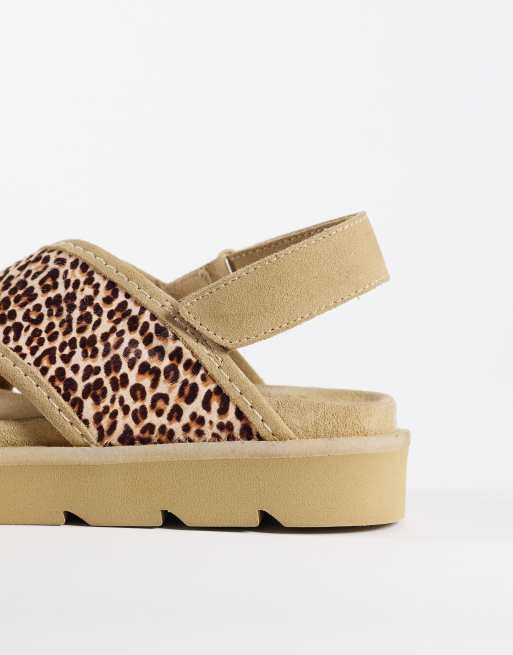 Clarks Originals - Meare Cross - Sandali leopardati, 4 di 4