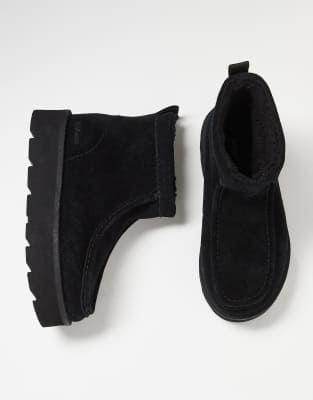 Clarks Originals - Meare Rooey - Gefütterte Stiefel aus Wildleder in Schwarz