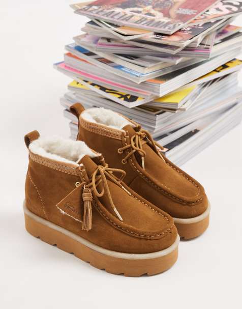 Clarks Originals Meare Walla Mid shoes in brown - view 1