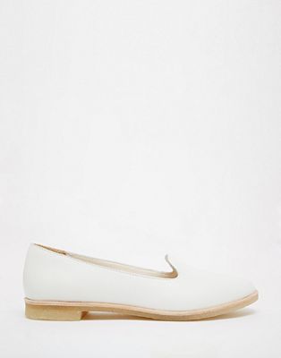clarks white flat shoes