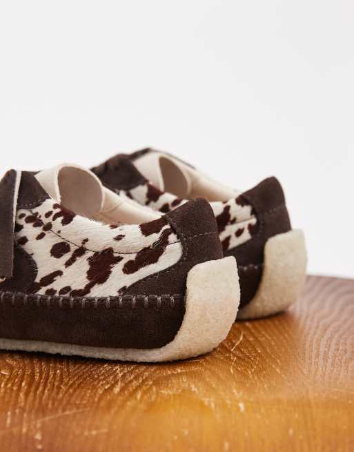 Clarks Originals Tor Low baskets à imprimé vache marron, 4 de 5