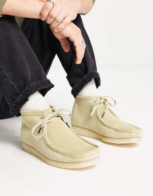 Pak at lægge lodret Bitterhed Clarks Originals - Wallabee - Beige ruskindsstøvler | ASOS