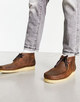 Clarks Originals wallabee boots in beeswax brown leather - ASOS Price Checker