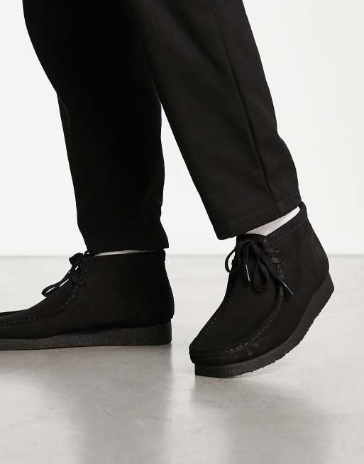 Clarks black store wallabee boot