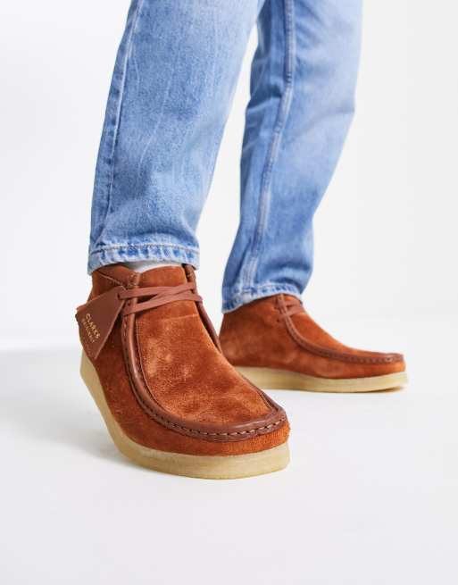 Clarks tan hot sale suede boots