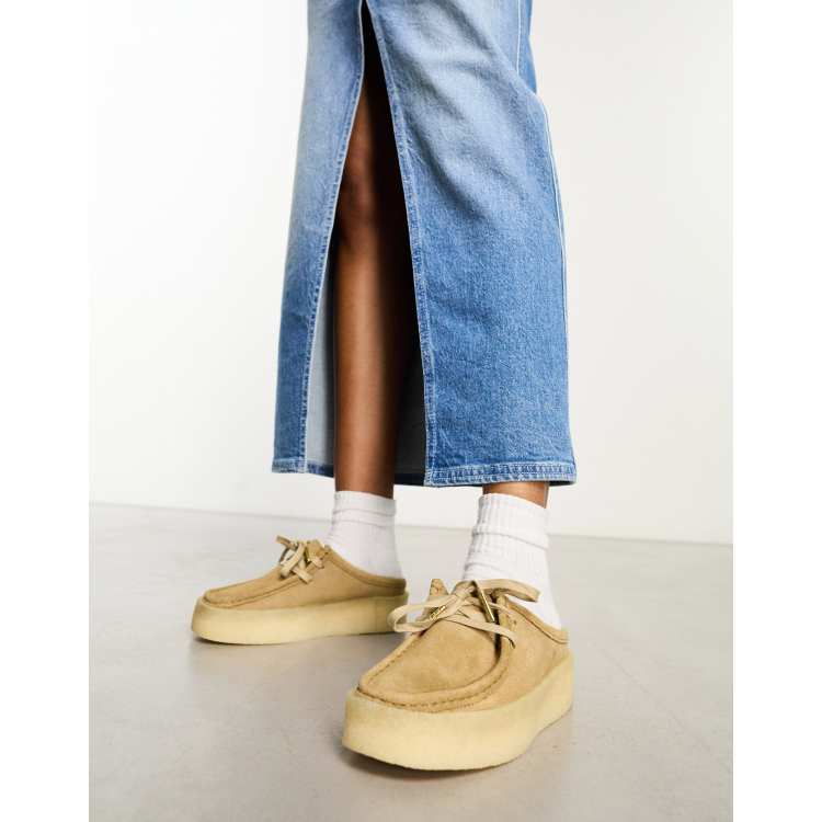 Clarks on sale low wallabees