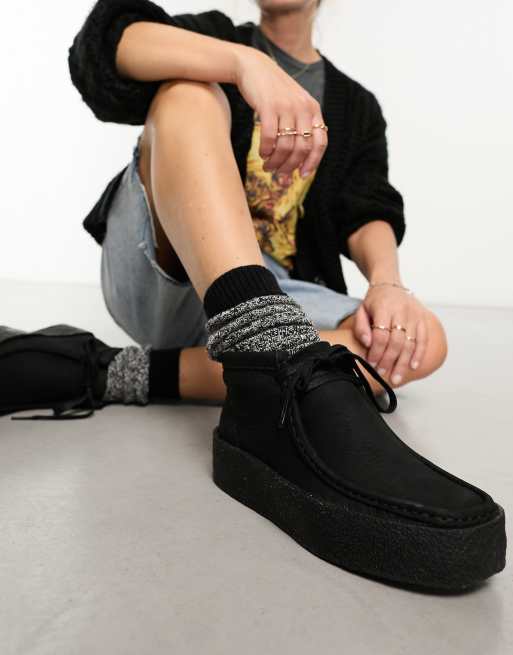 Clarks Originals Wallabee Cup sole boots in black leather | ASOS