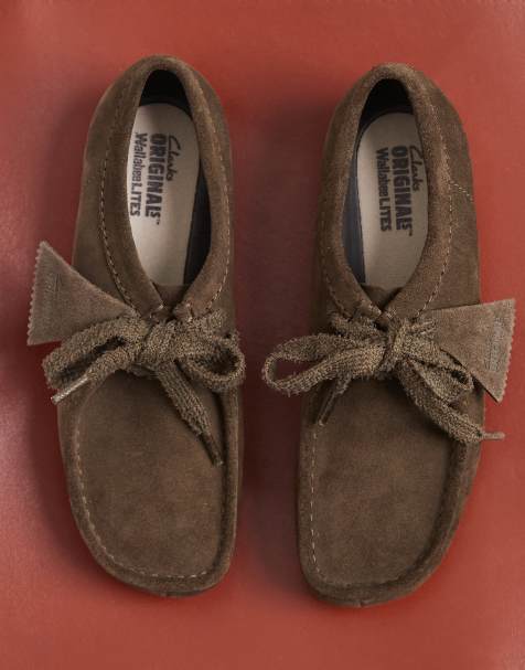 Clarks Originals - Wallabee Lite - Mørke olivengrønne sko i ruskind - view 1