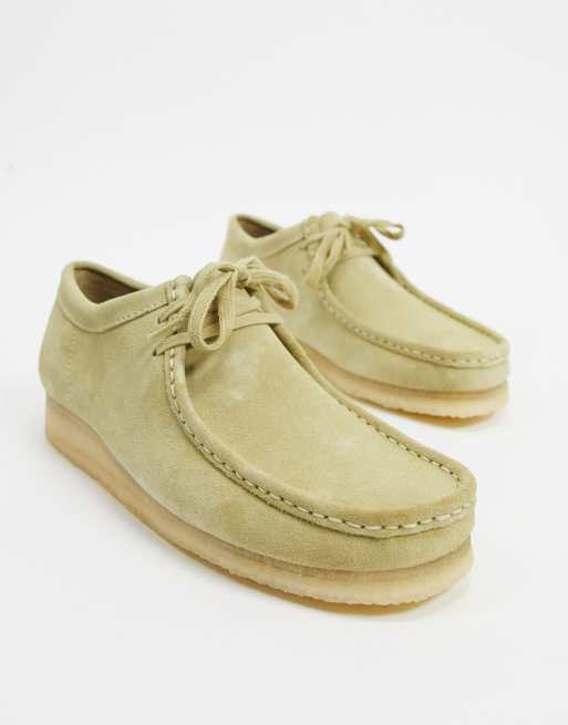 Clarks Originals wallabee shoes in beige |