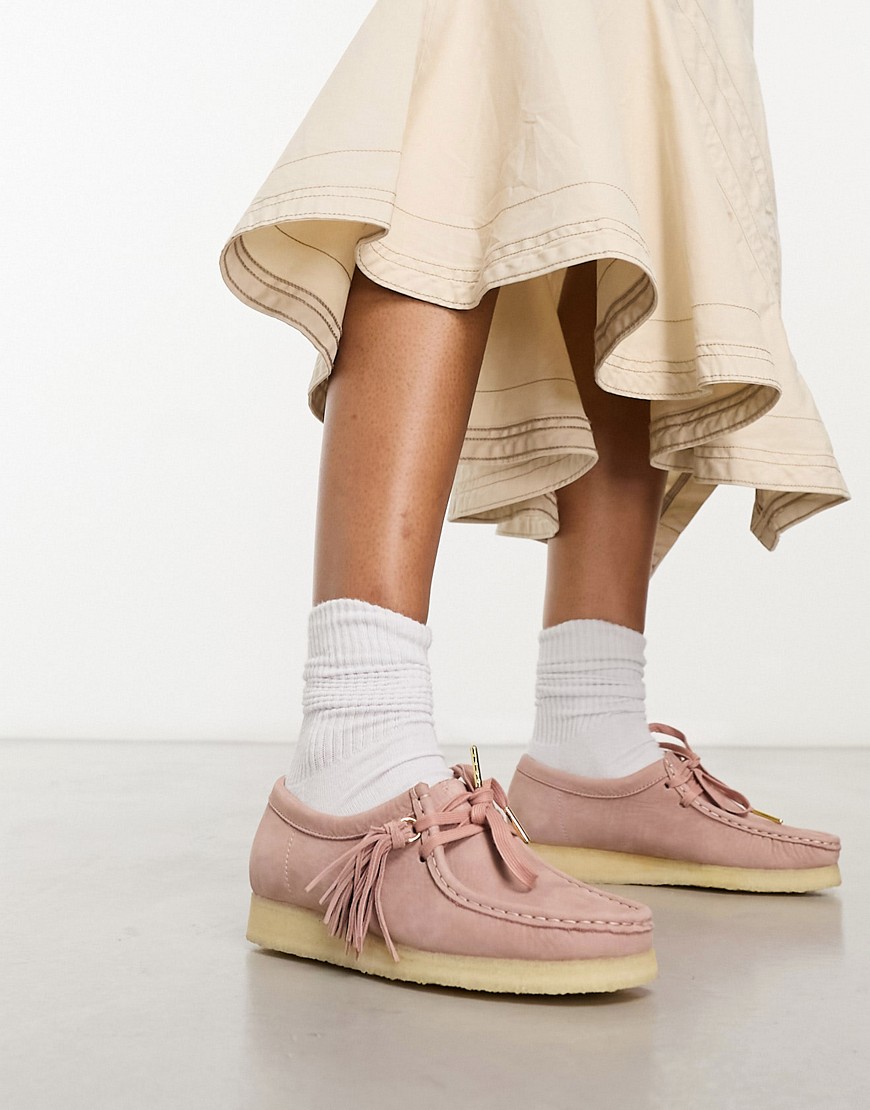clarks originals wallabee shoes in blush pink