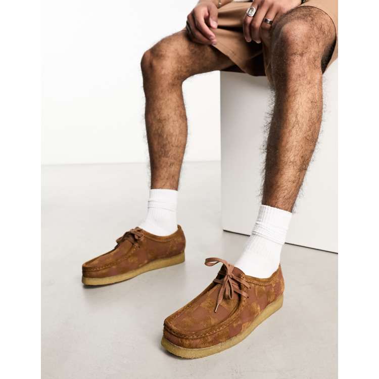 Clarks wallabees size store 5