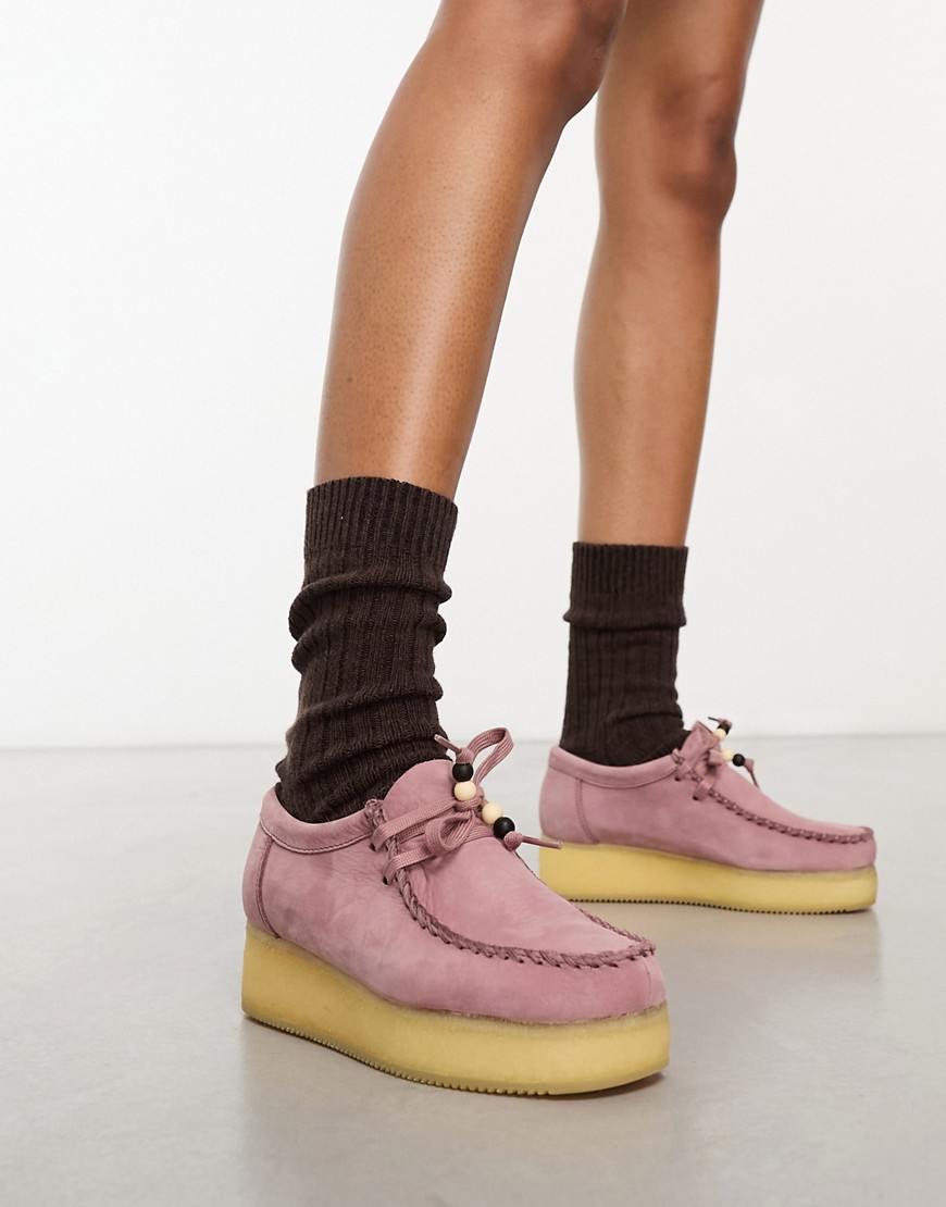 clarks originals wallabee shoes in dusty pink